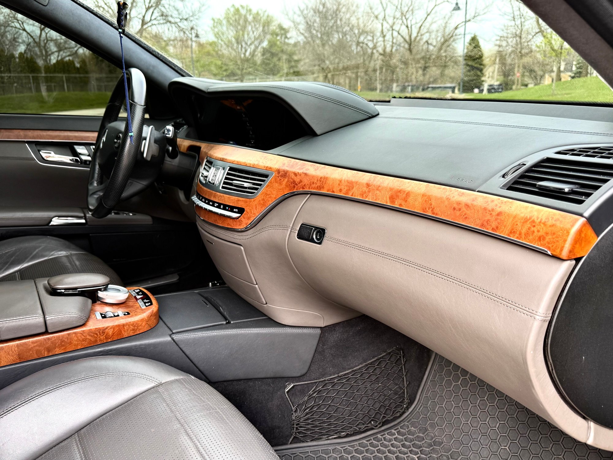 2009 Mercedes-Benz S63 AMG - 2009 Mercedes Benz S63 AMG Designo Graphite Edition - Used - VIN WDDNG77X09A248405 - 85,246 Miles - 8 cyl - 2WD - Automatic - Sedan - Gray - Skokie, IL 60076, United States