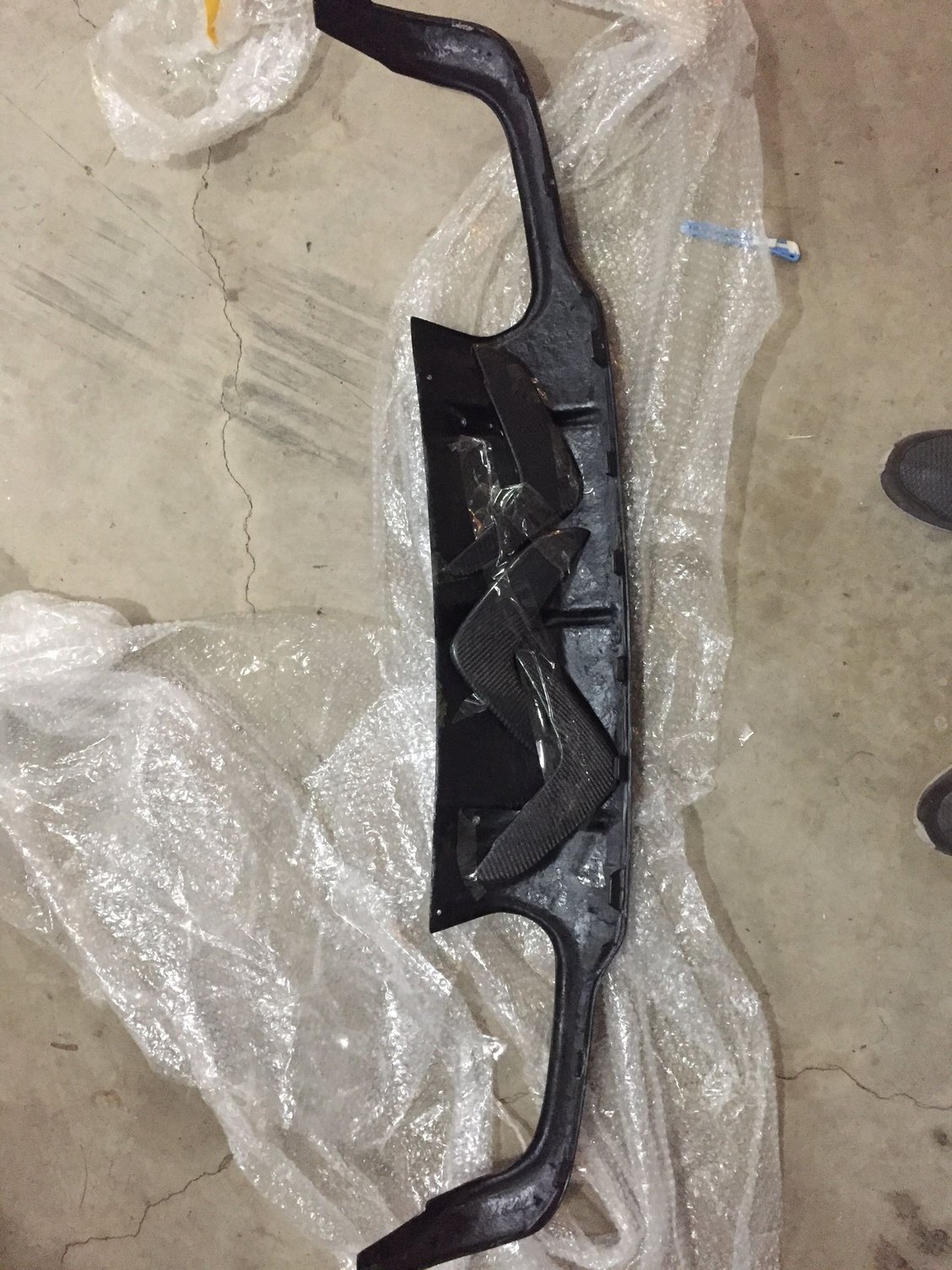 Exterior Body Parts - 2012-2014 c63 amg rear CF big fins diffuser - New - 2012 to 2014 Mercedes-Benz C63 AMG - Catonsville, MD 21228, United States