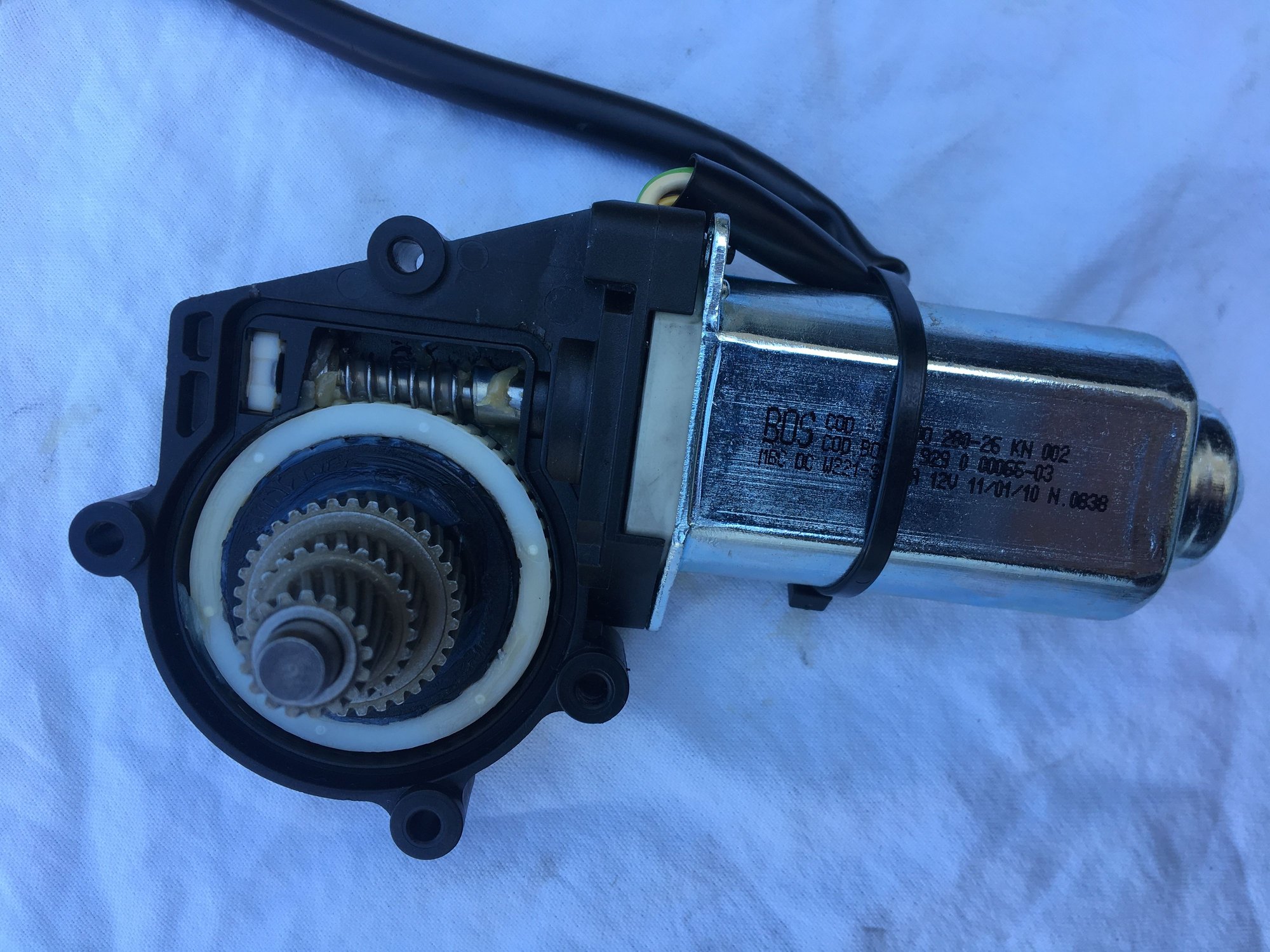 Curtain won't go down. Soft close stopped. Forums