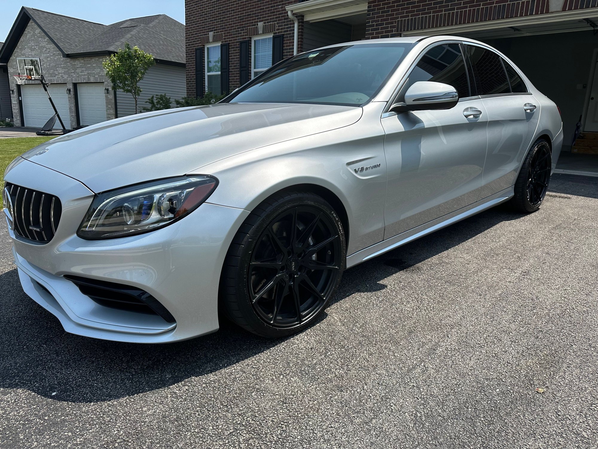 2020 Mercedes-Benz C63 AMG - Clean title, Accident Free w205 C63 for Sale - Used - VIN 55SWF8GB7LU330897 - 33,900 Miles - 8 cyl - 2WD - Automatic - Sedan - Silver - Naperville, Illinois, IL 60440, United States