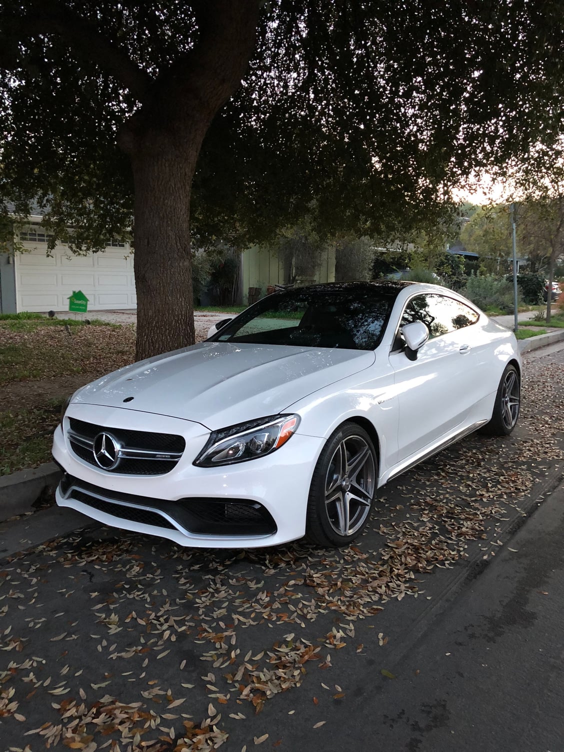 2018 Mercedes-Benz C63 AMG - FS: 2018 C63 Coupe - Used - VIN WDDWJ8GB1JF646181 - 8,030 Miles - 8 cyl - 2WD - Automatic - Coupe - White - Glendale, CA 91208, United States