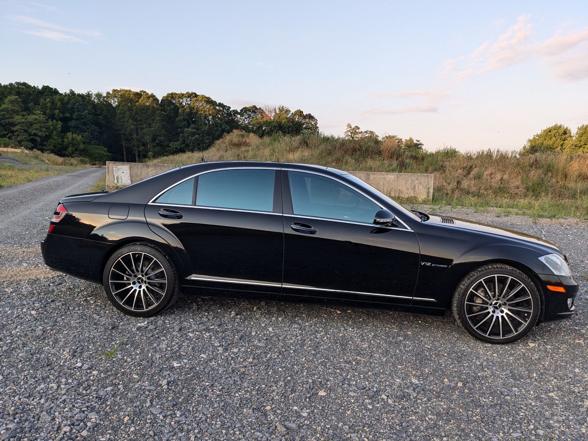 2007 Mercedes-Benz S600 - 2007 Mercedes-Benz s600 Bring a Trailer no reserve auction - Used - VIN WDDNG76X47A074546 - 77,300 Miles - 12 cyl - 2WD - Automatic - Sedan - Black - Fayetteville, PA 17222, United States