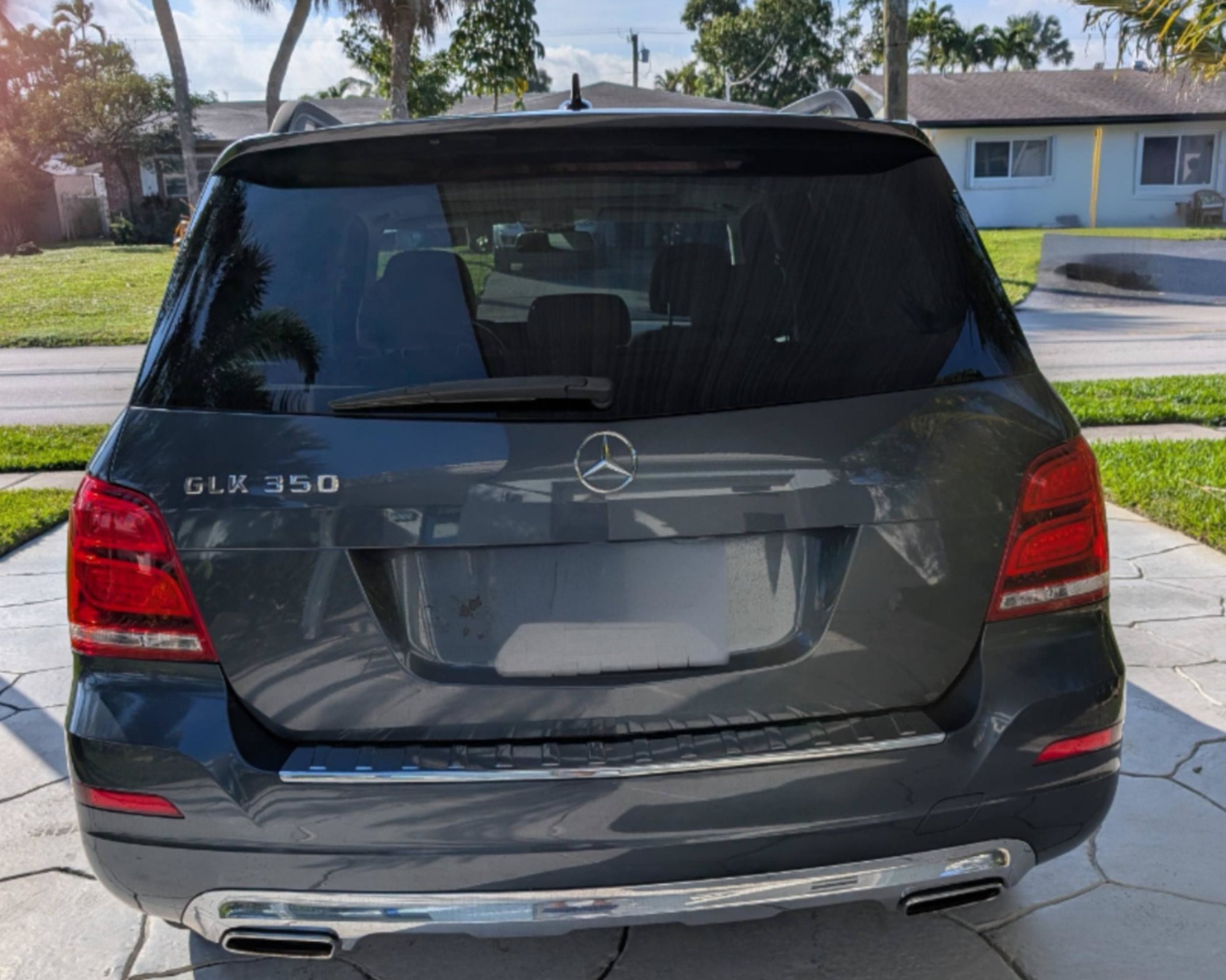 2015 Mercedes-Benz GLK350 - 2015 GLK-350, Grey on Grey, Low Mileage, Nicely Optioned - Used - VIN WDCGG5HB7FG388271 - 65,700 Miles - 6 cyl - 2WD - Automatic - SUV - Gray - Oakland Park, FL 33309, United States