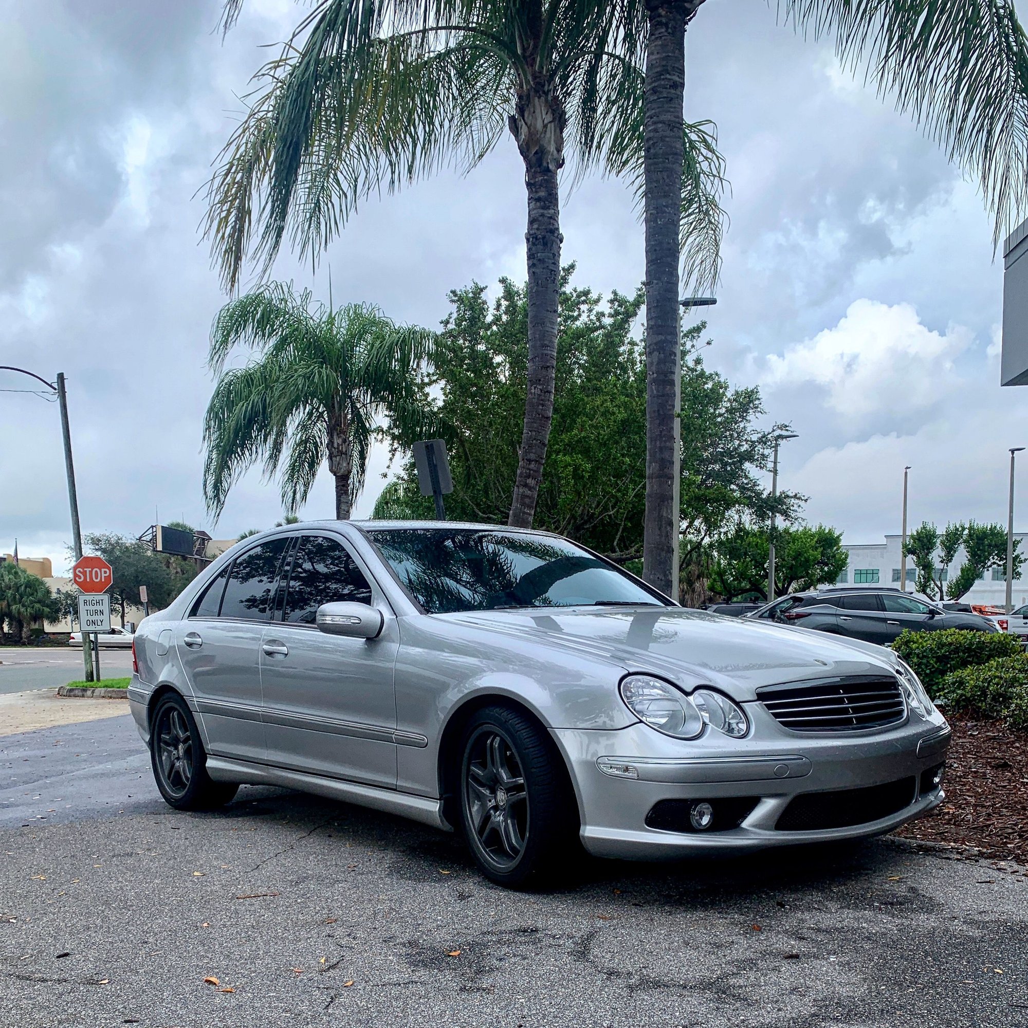 2005 Mercedes-Benz C55 AMG - 2005 C55 - Used - VIN WDBRF76J75F608423 - 128,600 Miles - 8 cyl - 2WD - Automatic - Sedan - Silver - Tampa, FL 33611, United States