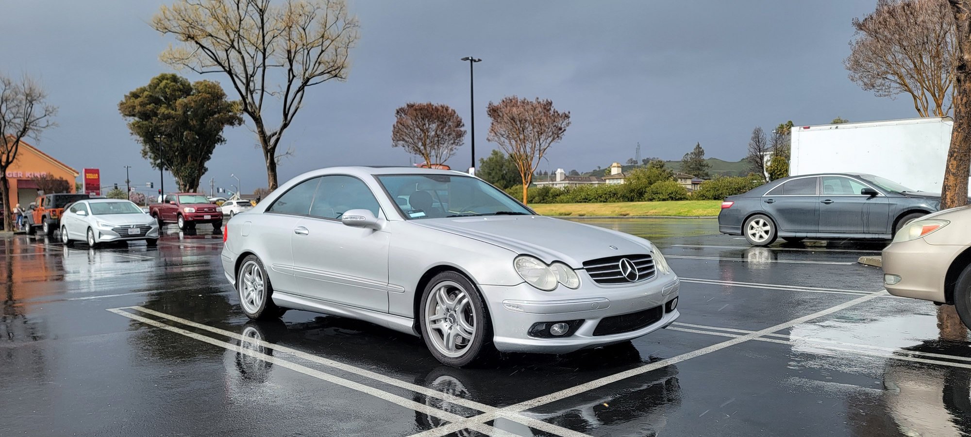 2004 Mercedes-Benz CLK55 AMG - Selling 2004 clk55 coupe - Used - VIN WDBTJ76H94F101622 - 166,000 Miles - 8 cyl - 2WD - Automatic - Coupe - Silver - San Jose, CA 95120, United States