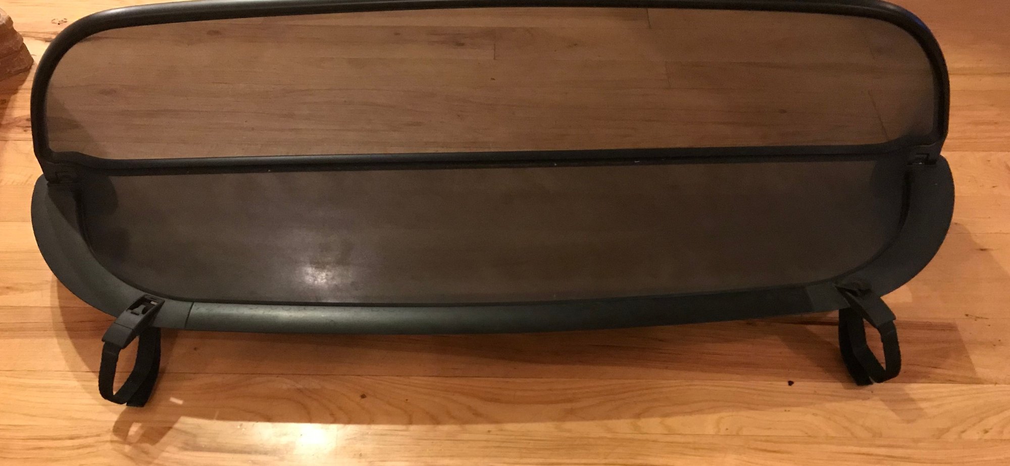 Accessories - Genuine OEM MB Mercedes Benz SL Windscreen wind deflector Screen 03-12 R230 - Used - 2003 to 2012 Mercedes-Benz SL500 - 2003 to 2012 Mercedes-Benz SL55 AMG - 2003 to 2012 Mercedes-Benz SL63 AMG - 2003 to 2012 Mercedes-Benz SL65 AMG - 2003 to 2012 Mercedes-Benz SL600 - Colorado Springs, CO 80923, United States