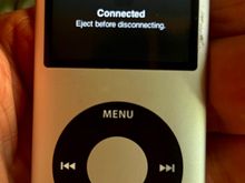 iPod Nano 4th Gen 16GB. Device I'd like to cnnnect^^