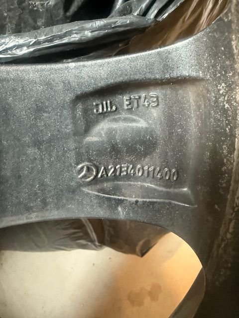 Wheels and Tires/Axles - MB OEM wheels 18" with excellent tires, TPMS - Used - 2017 to 2018 Mercedes-Benz E400 - Ann Arbor, MI 48104, United States