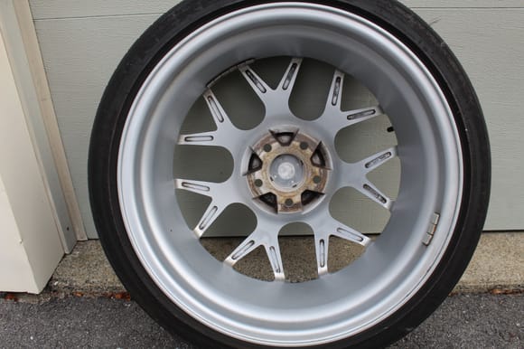 Front Wheel Picture #2 - 19x8.5