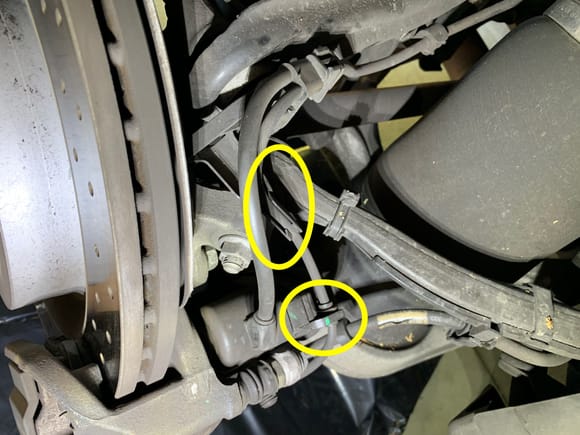 Figure 4: Brake wear sensor receptacle wire disconnect locations