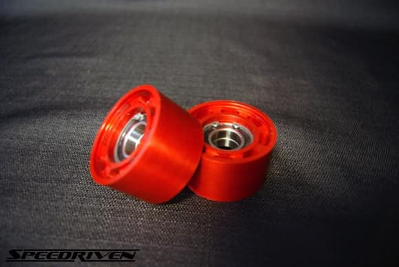 v12 red pulley