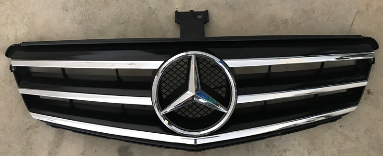 Exterior Body Parts - Mercedes C-Class Grille - Used - 2012 to 2015 Mercedes-Benz 250C - Knoxville, TN 37922, United States