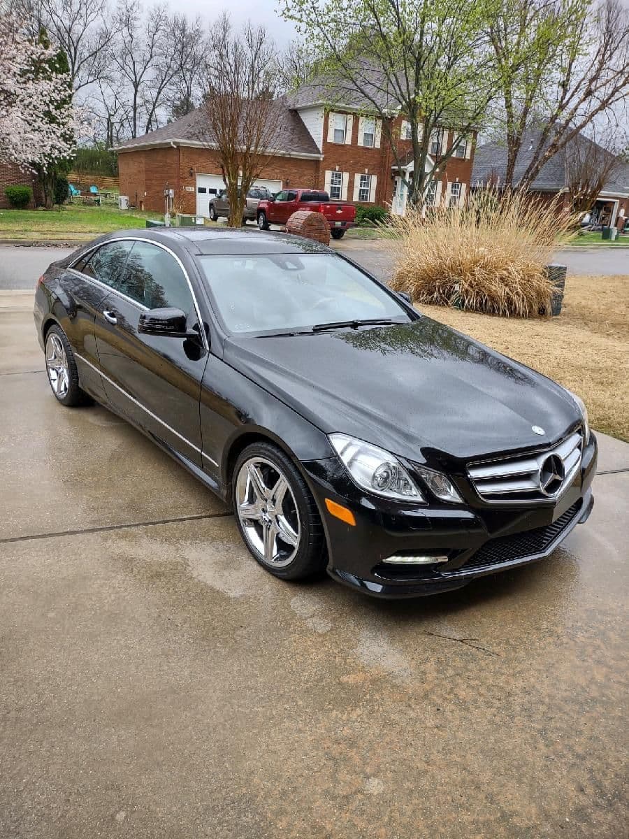 2013 Mercedes-Benz E550 - Immaculate 2013 Mercedes Benz E550 - Used - VIN WDDKJ7DB5DF190946 - 51,000 Miles - 8 cyl - 2WD - Automatic - Coupe - Black - Madison, AL 35758, United States