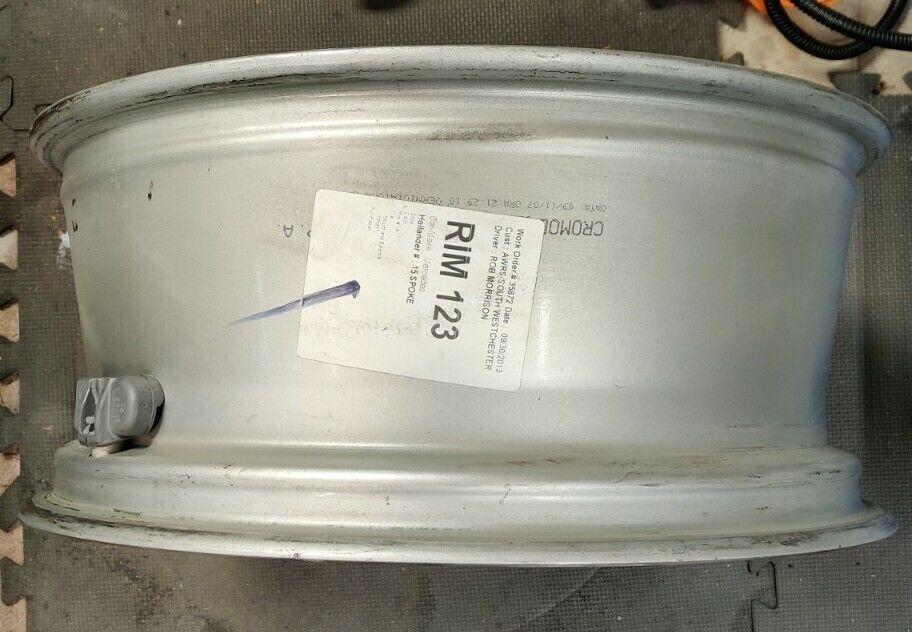 Wheels and Tires/Axles - MERCEDES SLK55 AMG 2005-2011 18" 16 spoke Factory Original Front Wheels 7.5x18 PAIR - Used - 2005 to 2011 Mercedes-Benz SLK55 AMG - 2005 to 2011 Mercedes-Benz SLK300 - Kinnelon, NJ 07405, United States
