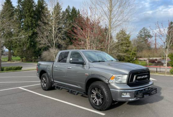 2011 Ram 1500 5.7hemi
