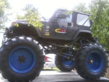 04 jeep with tractor tires