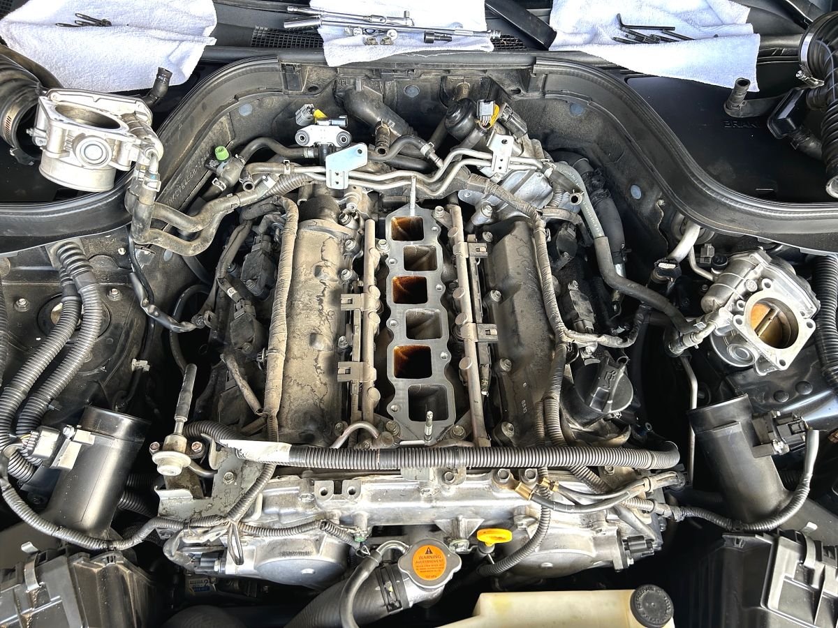 Valve cover gasket replacement MyG37