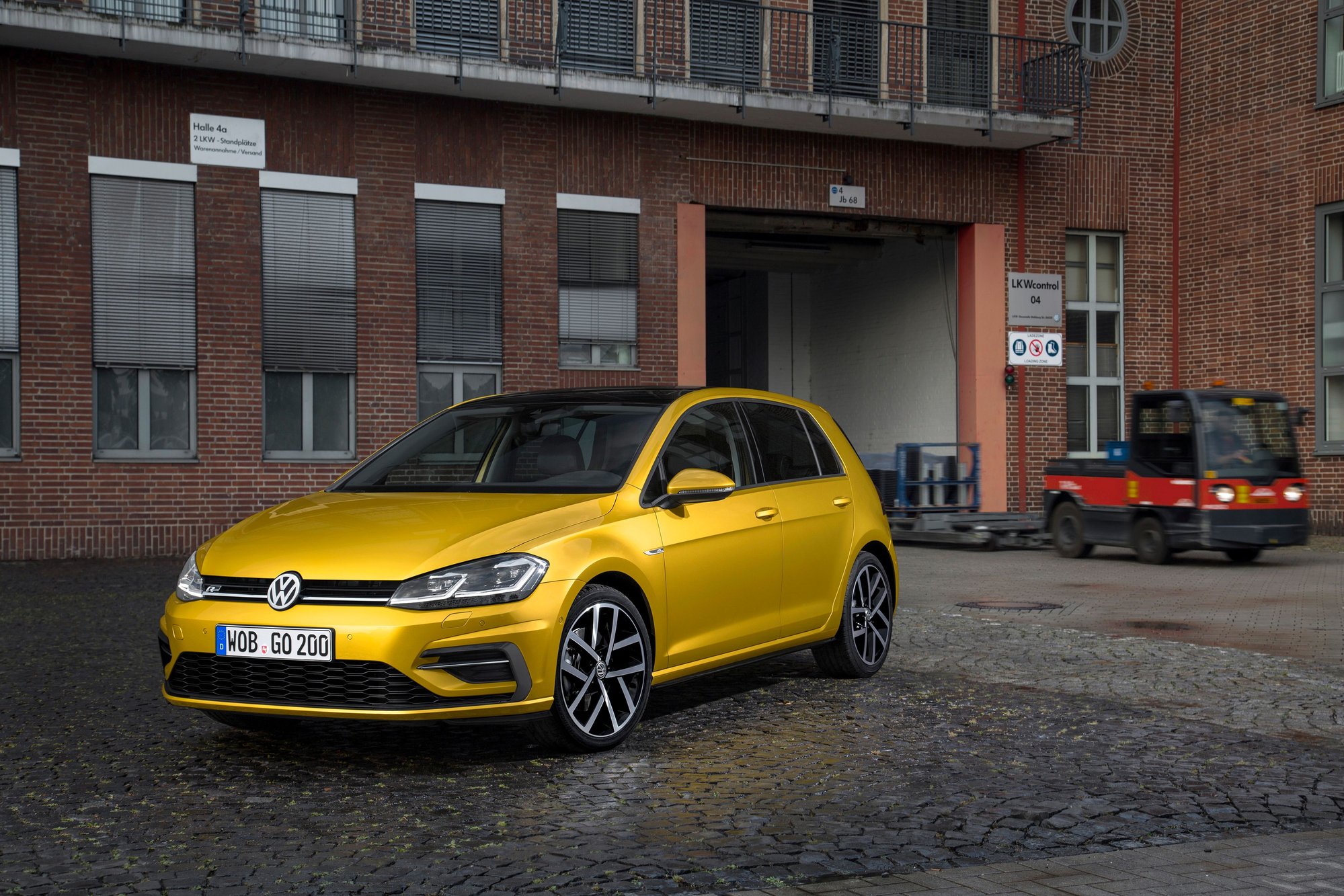 Audio Video/Electronics - Golf part(mobile) - Used - 2019 to 2020 Volkswagen Golf - Los Angeles Afb, CA 90045, United States