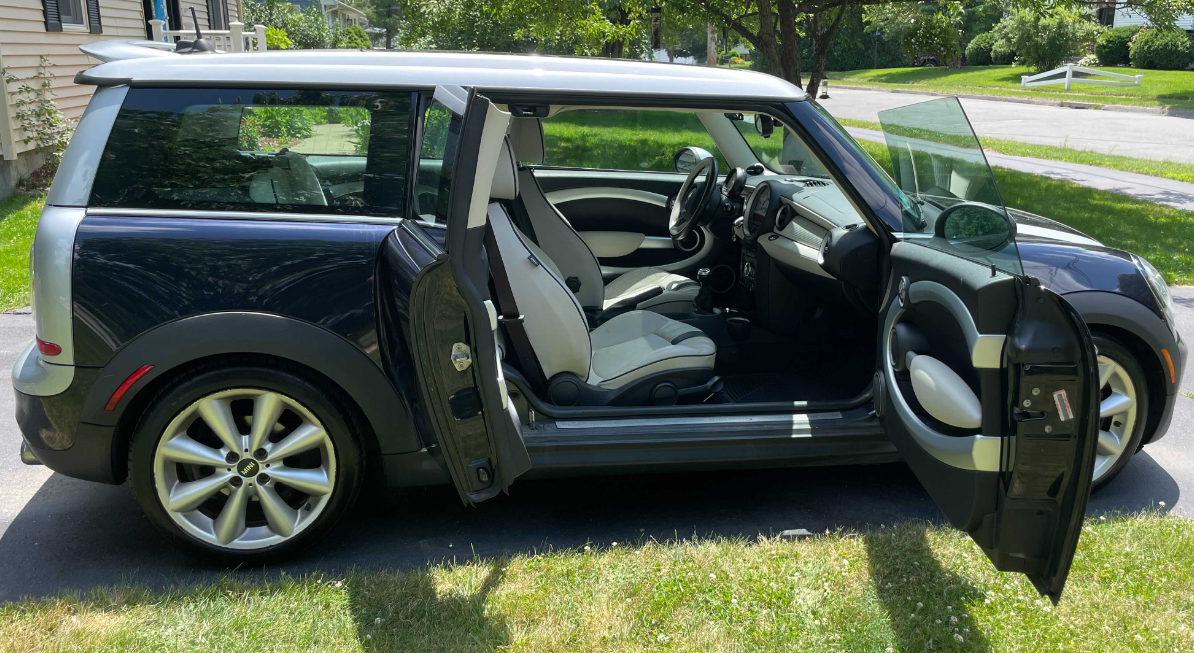 2014 Mini Cooper Countryman - 2014 Mini Cooper Clubman S - Used - VIN WMWZG3C58ETY33317 - 92,000 Miles - 4 cyl - 2WD - Manual - Hatchback - Blue - Shrewsbury, MA 01545, United States
