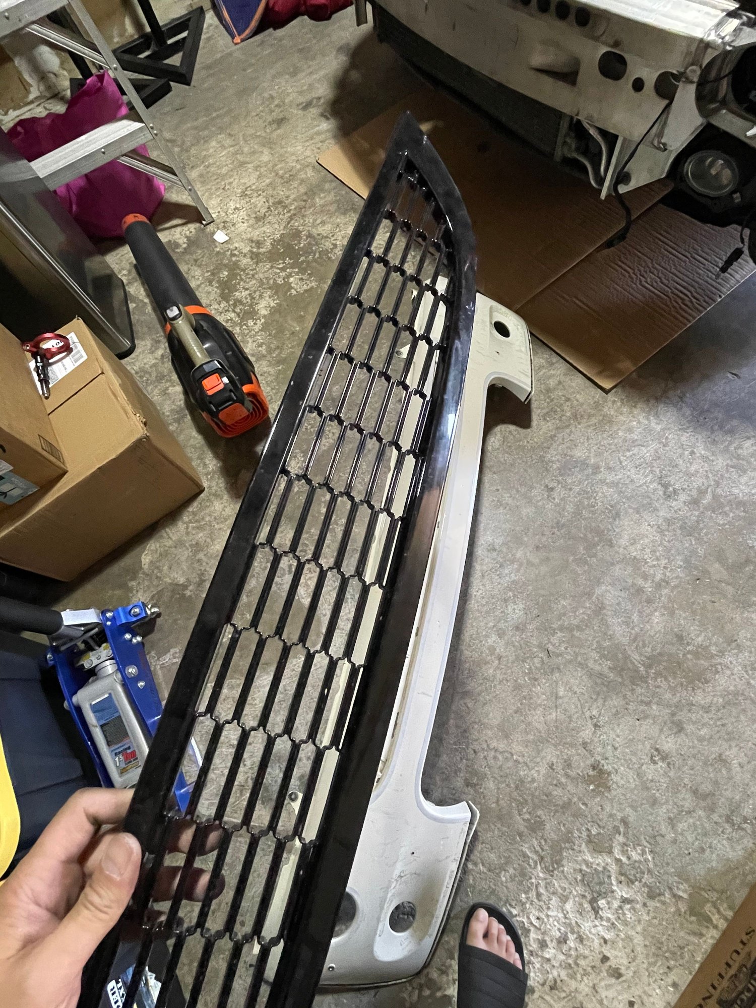 Exterior Body Parts - R53 jcw aero grill lower only and more - Used - 2002 to 2006 Mini R53: "Mk I" Mini Cooper S - 2002 to 2006 Mini R50: "Mk I" Mini One & Cooper - 2002 to 2006 Mini R52: "Mk I" Mini Convertible - St. Petersburg, FL 33714, United States