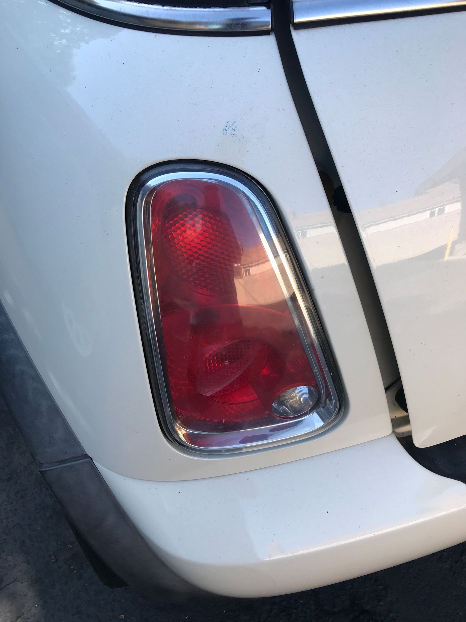 Exterior Body Parts - R53 Facelift Tail Lights - Used - 2005 to 2006 Mini Cooper - Costa Mesa, CA 92627, United States