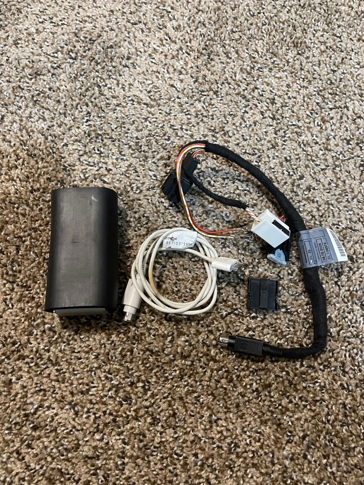 Audio Video/Electronics - 02-06 Mini Cooper iPod interface - Used - 2002 to 2006 Mini Cooper - Clearfield, UT 84015, United States