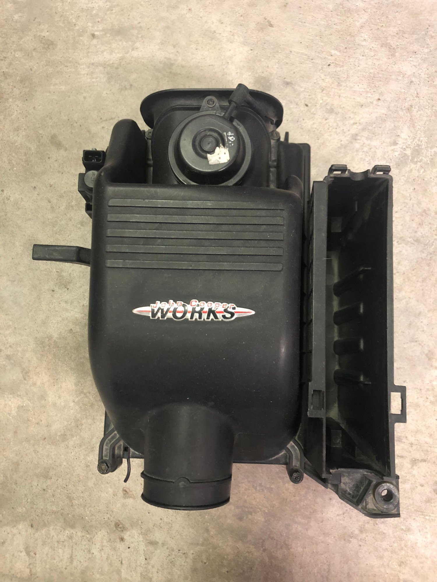 Engine - Intake/Fuel - Mini Cooper S JCW Air Intake Box With Partition 02-08 R53 R52 - Used - 2002 to 2008 Mini Cooper - Austin, TX 78738, United States