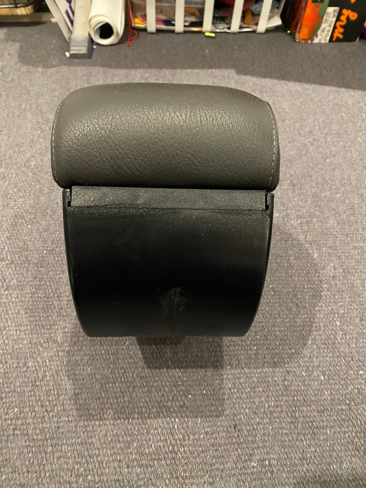 Interior/Upholstery - Arm Rest - Used - 2000 to 2008 Mini Cooper - Montreal West, QC H4X1G8, Canada