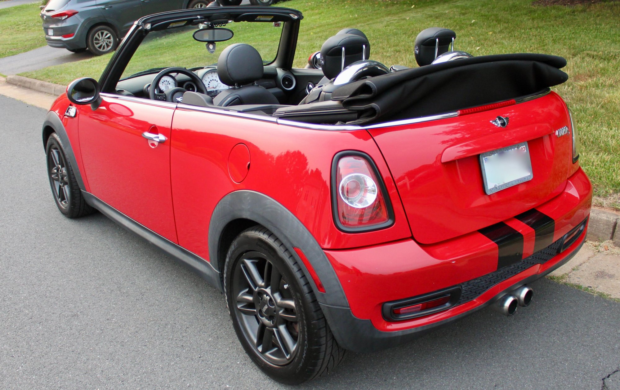 2011 Mini R57: "Mk II" Mini Convertible - 2011 Cooper S Cabriolet 6MT for sale - Used - VIN WMWZP3C5XBTX83841 - 133,000 Miles - 4 cyl - 2WD - Manual - Convertible - Red - Sterling, VA 20165, United States