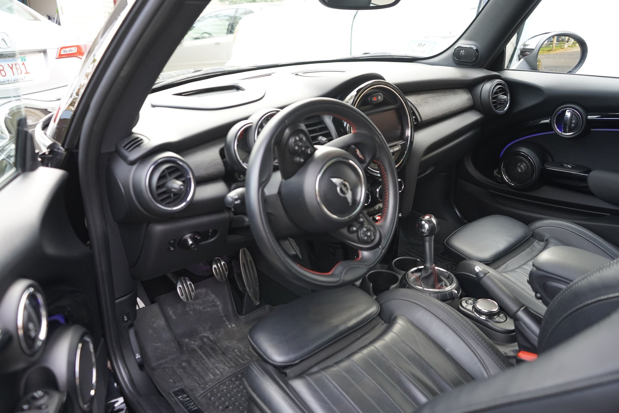 2017 Mini Cooper - FS 2017 Mini cooper JCW - Used - VIN WMWXM9C34H2F65980 - 2WD - Manual - Hatchback - Black - Boston, MA 01923, United States