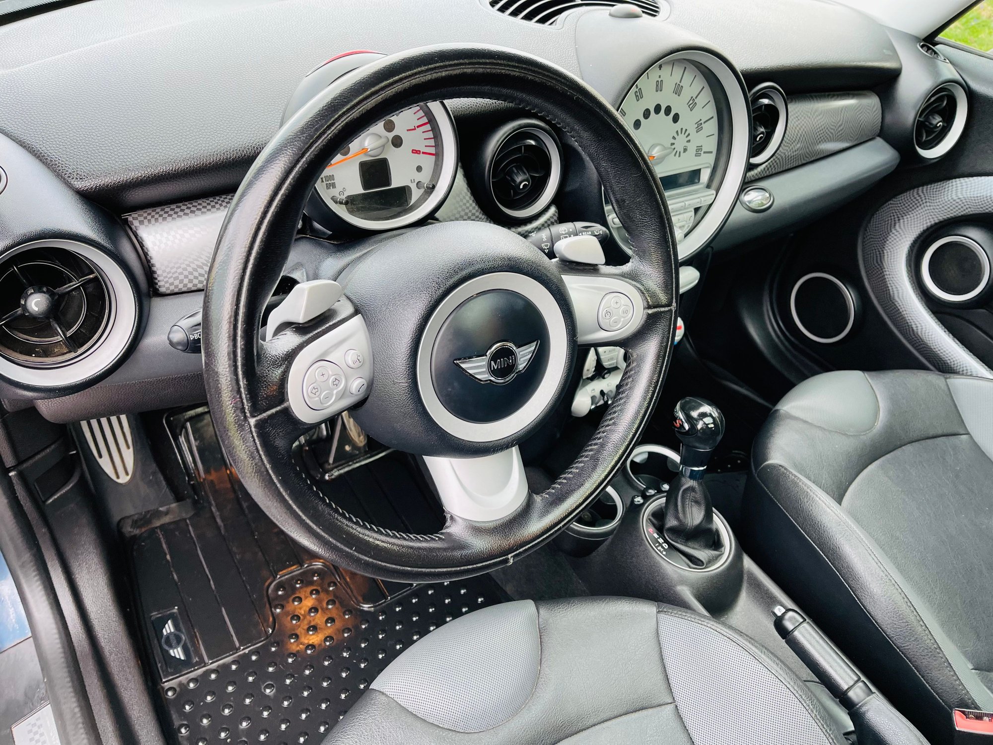 2010 Mini Cooper - Used 2010 Mini Cooper for sale - Mechanics Special - Used - VIN WMWMF7C59ATW89372 - 88,543 Miles - 4 cyl - 2WD - Automatic - Coupe - Blue - St. Louis, MO 63125, United States