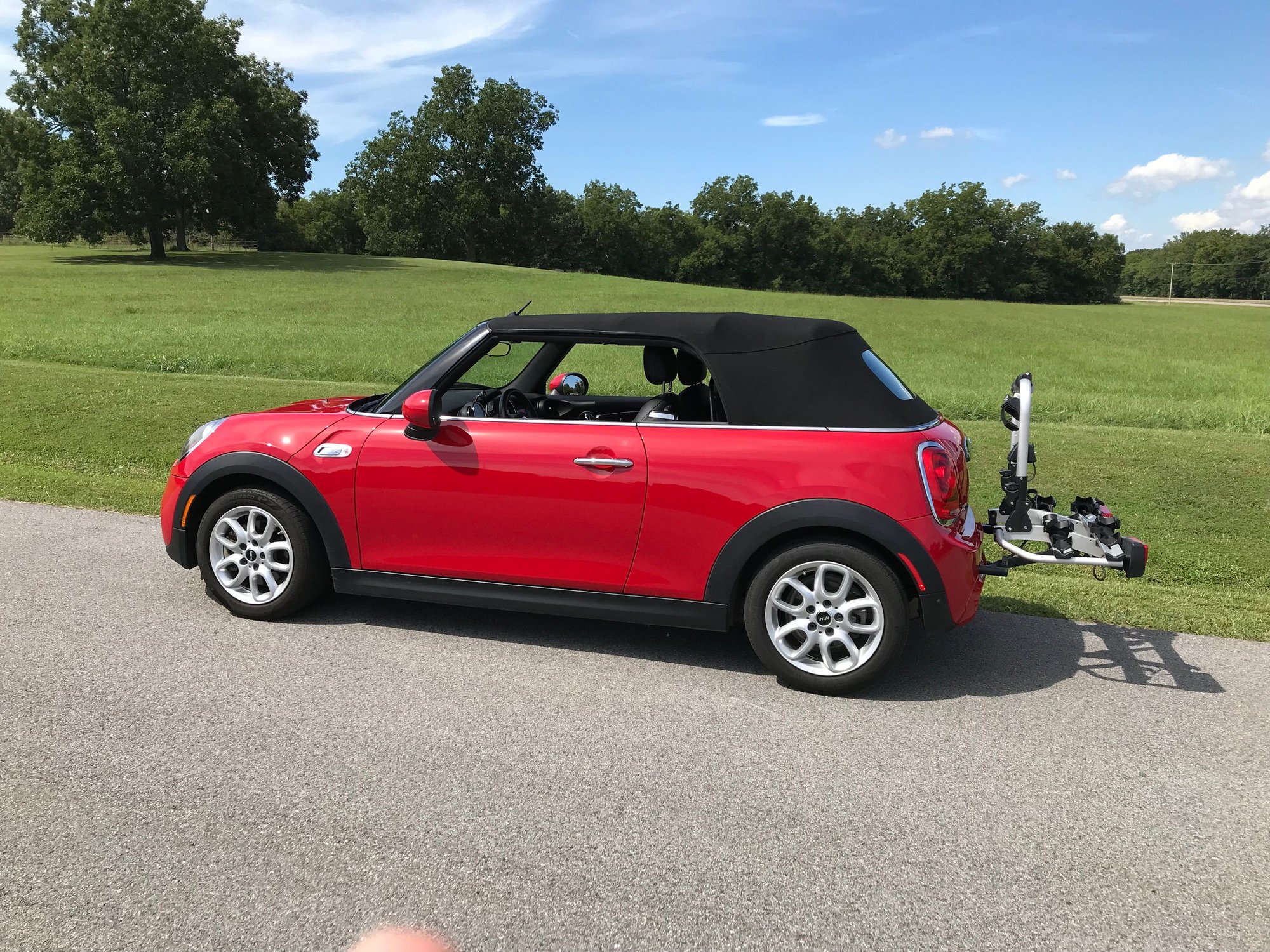 2019 Mini Convertible - 2019 Red Minicooper S convertible - Used - VIN WMWWG9C58K3F66488 - 33,557 Miles - 4 cyl - 2WD - Manual - Convertible - Red - Batesville, AR 72501, United States