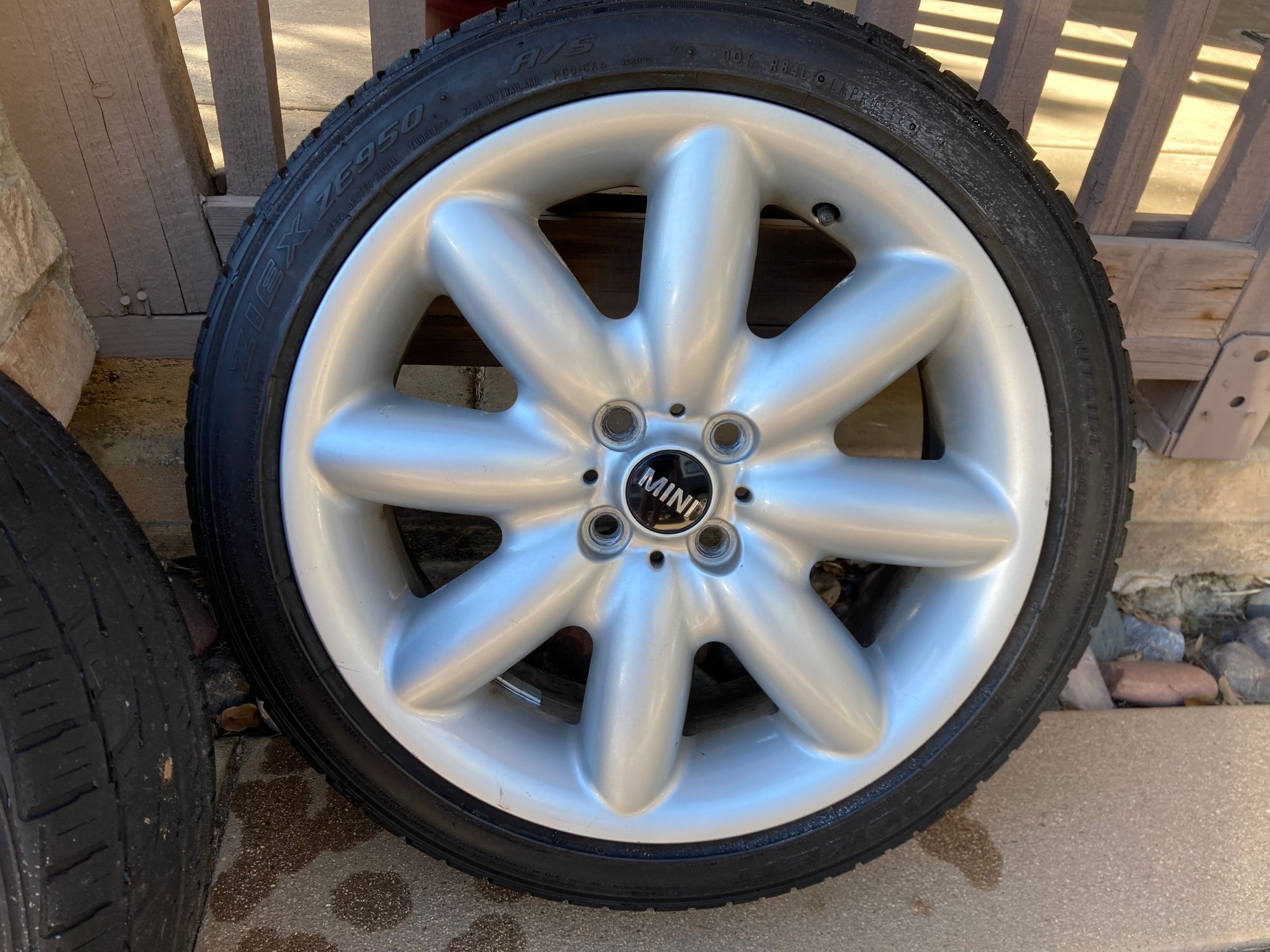 Wheels and Tires/Axles - R50 OEM 17 inch wheels - local pickup SoCal - Used - 2002 to 2006 Mini Cooper - Temecula, CA 92591, United States