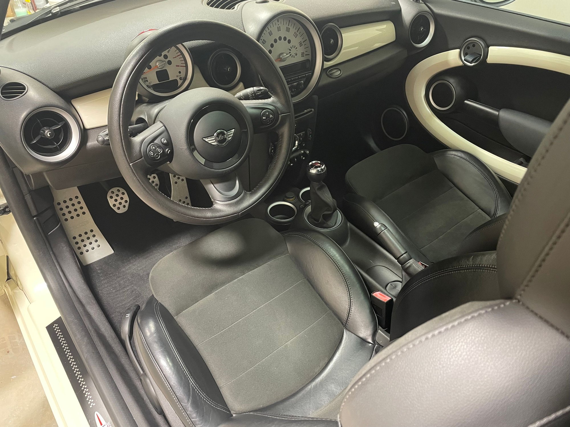 Interior/Upholstery - R56 Recaro Seats - Used - 0  All Models - Marietta, SC 29661, United States