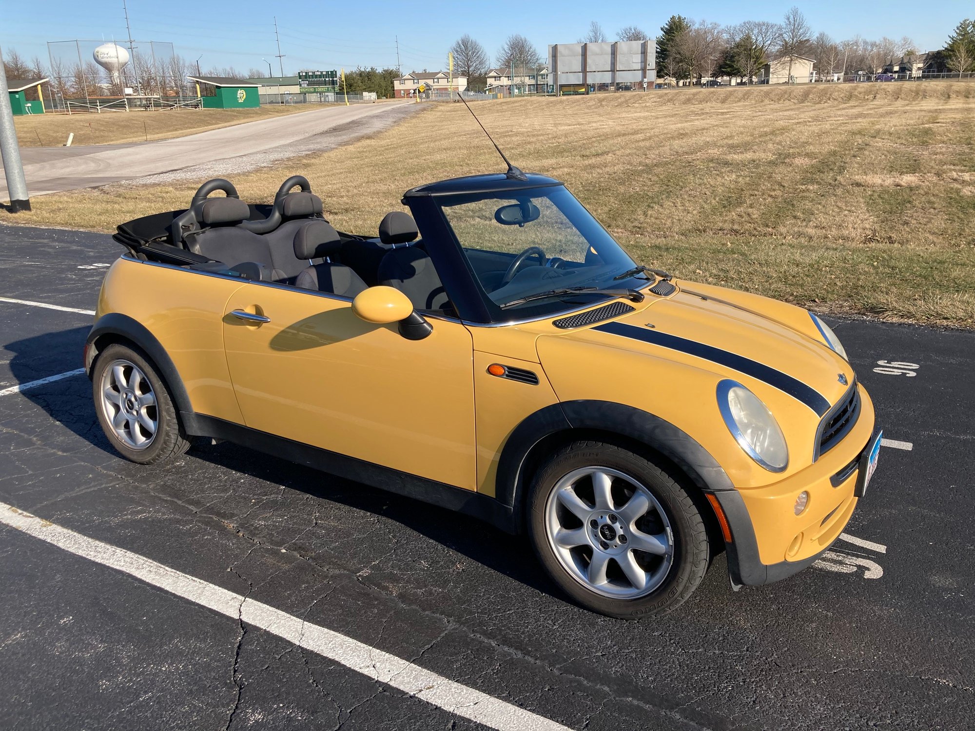 2007 Mini R52: "Mk I" Mini Convertible - 2007 MINI Cooper Convertible with Manual 5sp - Used - VIN WMWRF33517TF66529 - 202,000 Miles - 4 cyl - 2WD - Manual - Convertible - Yellow - St. Louis, MO 63102, United States