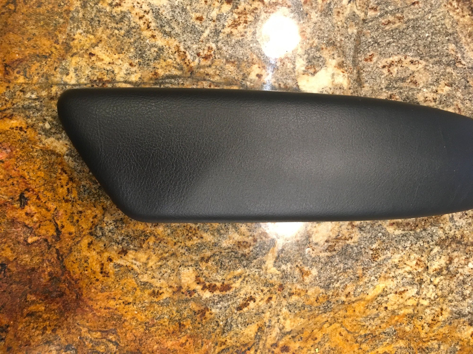 Accessories - Mini Cooper Right Door Armrest Panther Black Leather 05-08 - Used - 2005 to 2008 Mini Cooper - Quartz Hill, CA 93551, United States