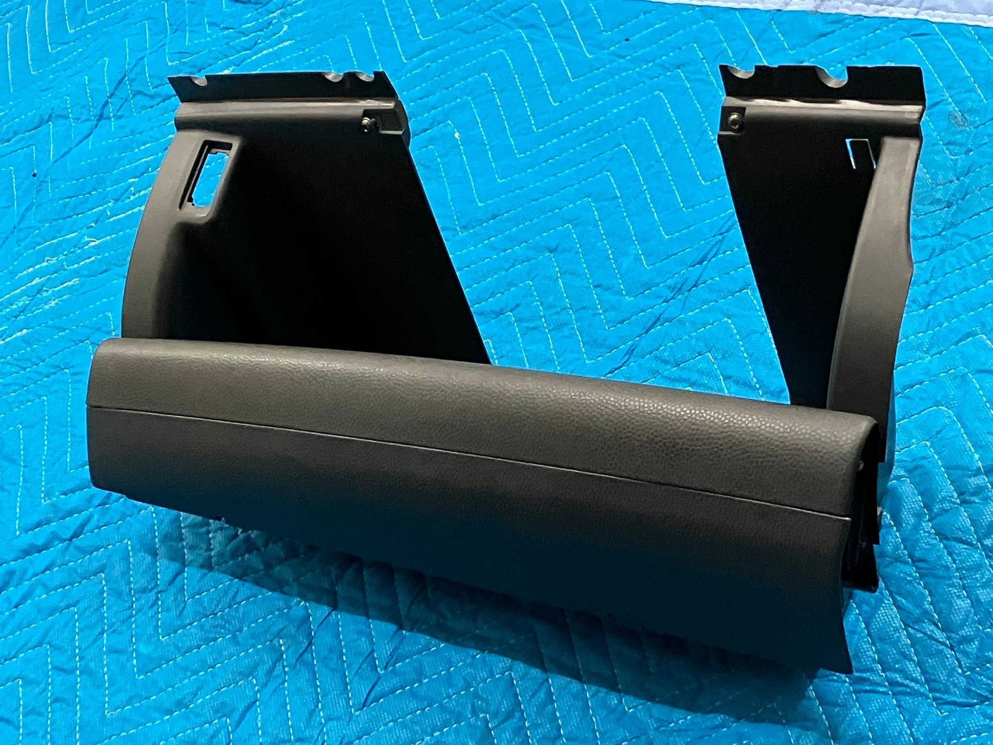 Interior/Upholstery - Euro parcel shelf, under steering wheel - Used - 2002 to 2006 Mini Cooper - All Years  All Models - Los Angeles, CA 91206, United States