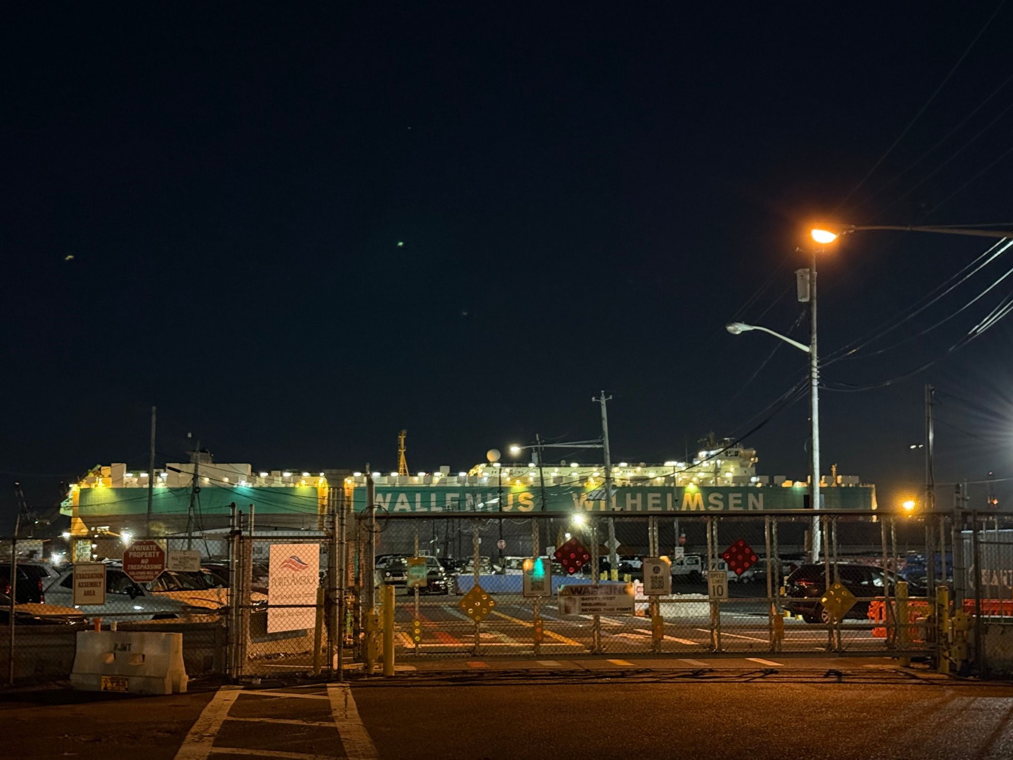 Oberon docked at Port of Newark