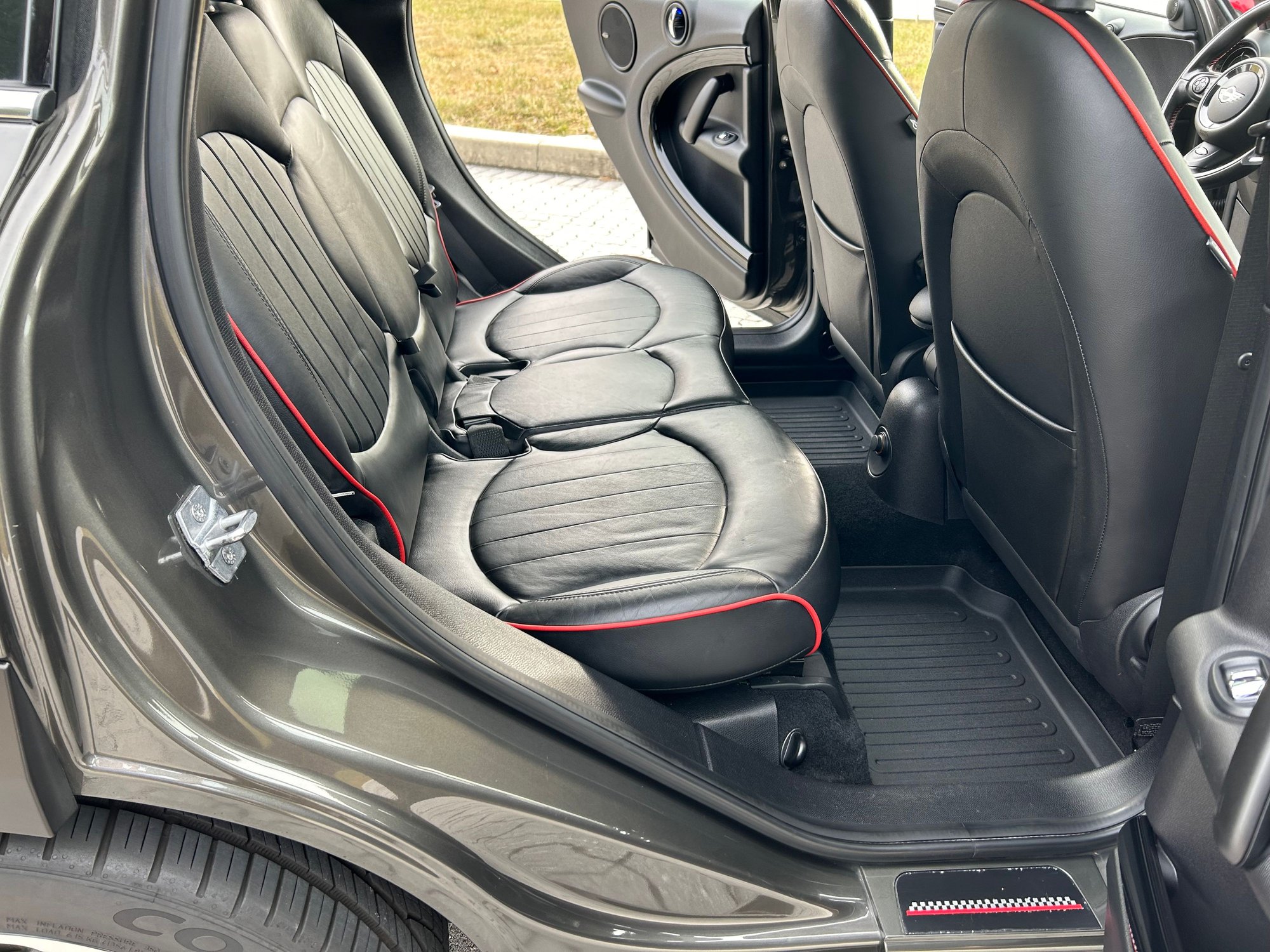 2013 Mini R60: Countryman - 2013 Countryman JCW - 72k miles - Used - VIN WMWXD1C50DWM28618 - 72,549 Miles - 4 cyl - Manual - SUV - Gray - Palmerton, PA 18071, United States