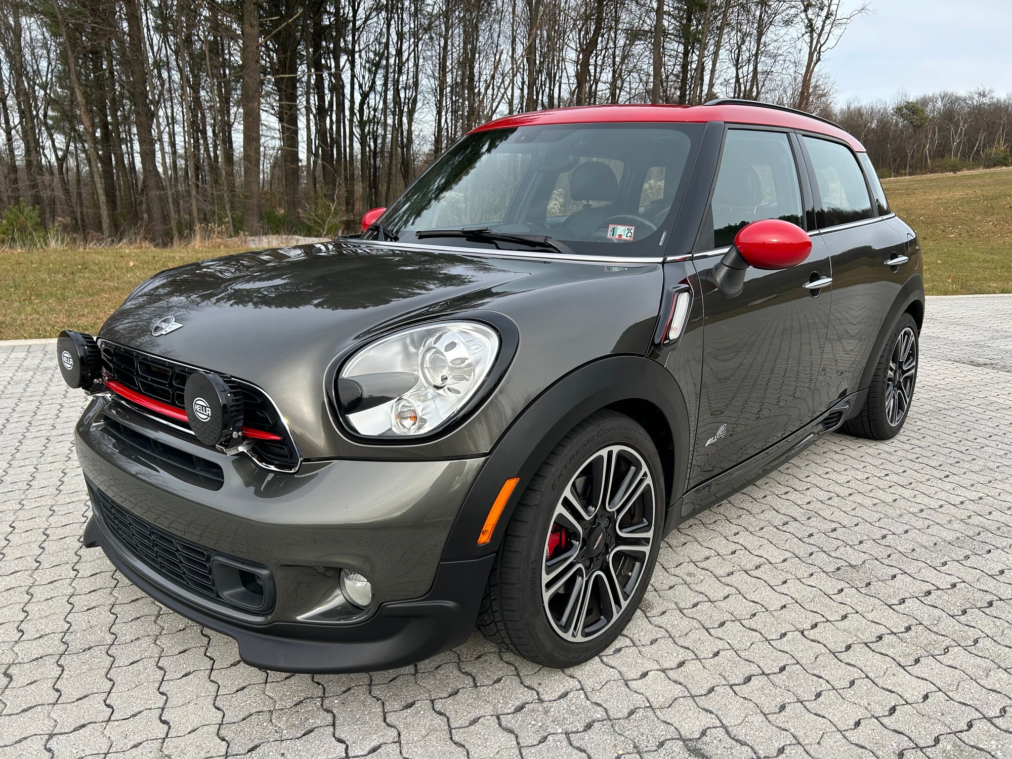 2013 Mini R60: Countryman - 2013 Countryman JCW - 72k miles - Used - VIN WMWXD1C50DWM28618 - 72,549 Miles - 4 cyl - Manual - SUV - Gray - Palmerton, PA 18071, United States