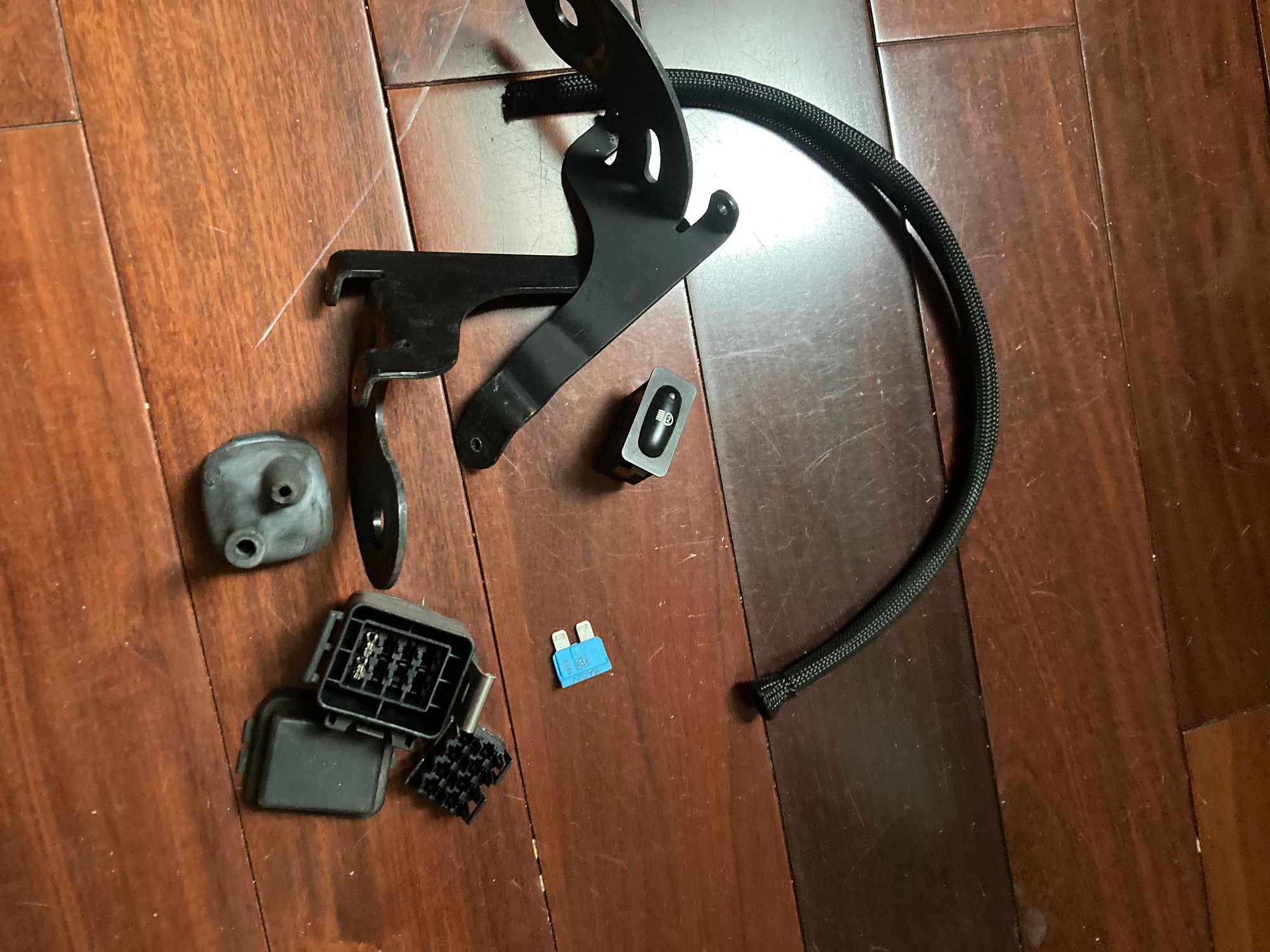 Lights - R50/53/52 driving lights - complete - Used - 2002 to 2006 Mini R53: "Mk I" Mini Cooper S - Columbia, MD 21044, United States