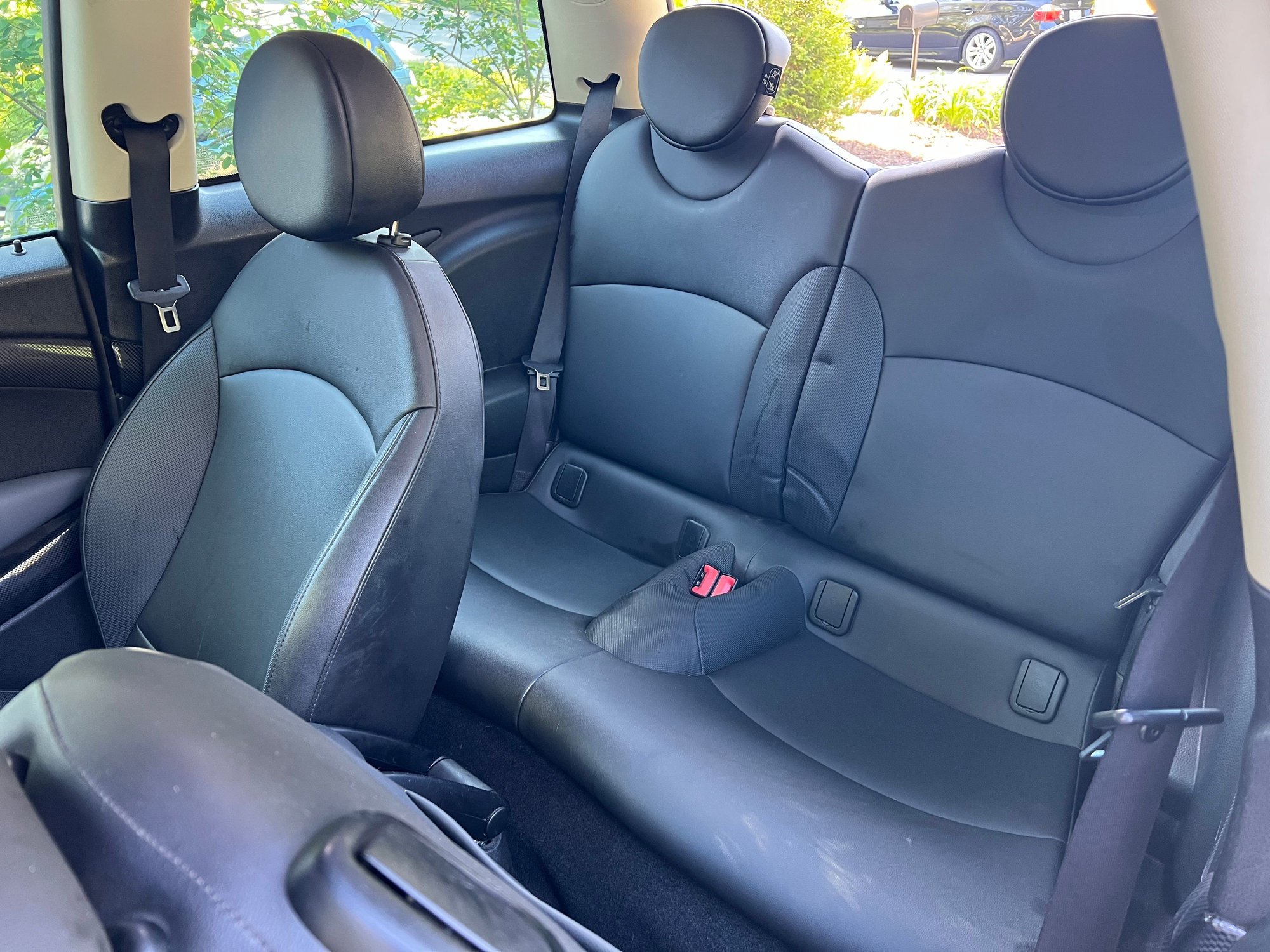 2012 Mini R56: "Mk II" Mini Hatch/Hardtop range - 2012 Mini Cooper S - Used - VIN WMWSV3C52CTY26741 - 104,000 Miles - 4 cyl - 2WD - Manual - Hatchback - Gray - Asheville, NC 28806, United States