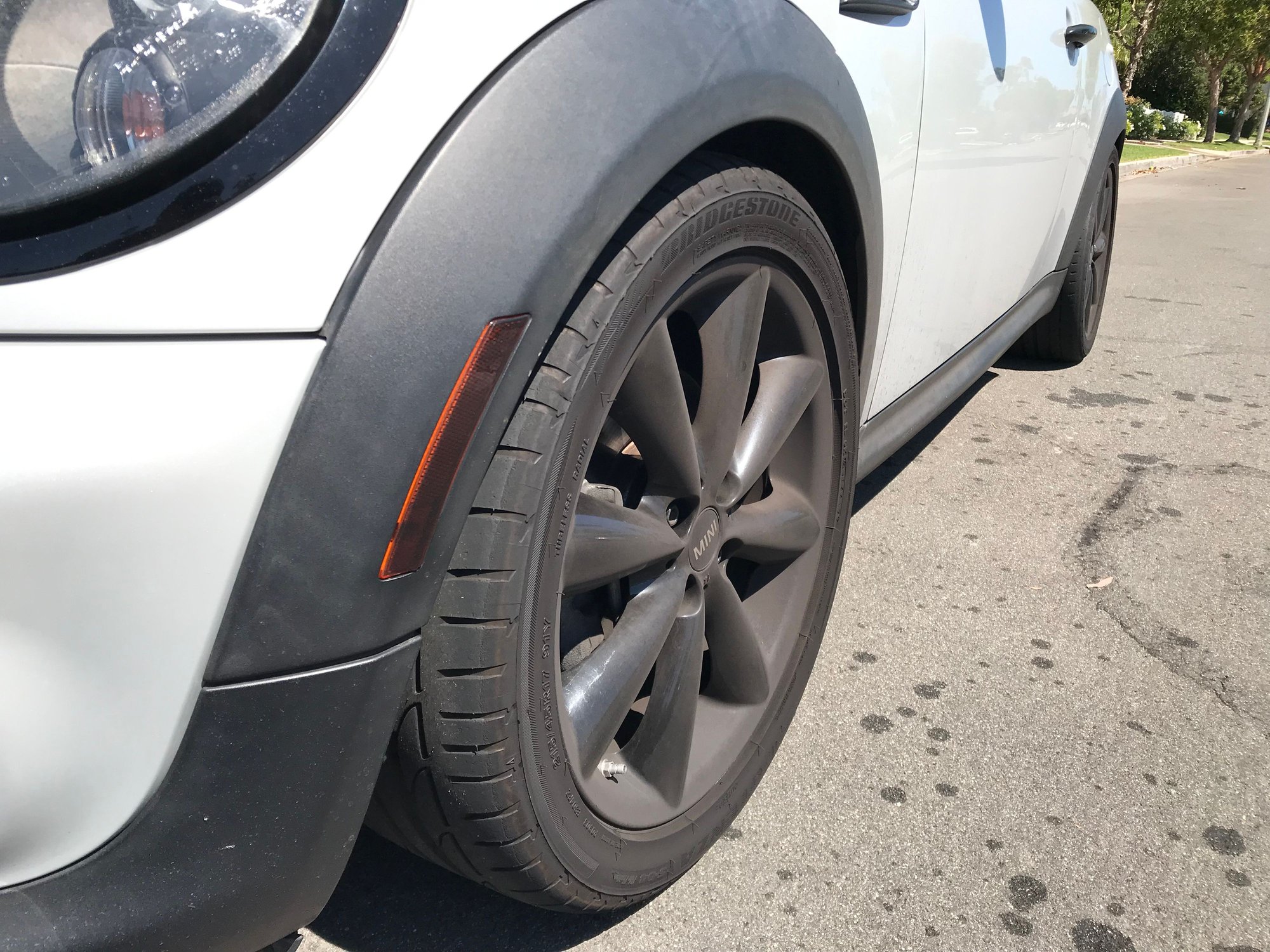 R56 17x8 tire fitment (Konig Ampliform) North American Motoring
