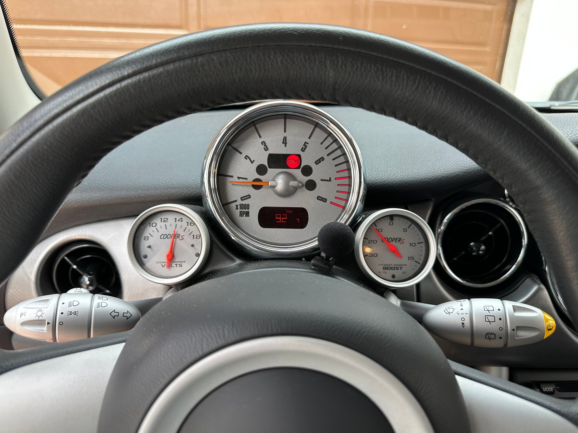 2006 Mini R53: "Mk I" Mini Cooper S - Mini Cooper S 2006 - Used - VIN WMWRE335X6TL15913 - 59,200 Miles - 4 cyl - 2WD - Manual - Coupe - Red - St. Petersburg, FL 33715, United States