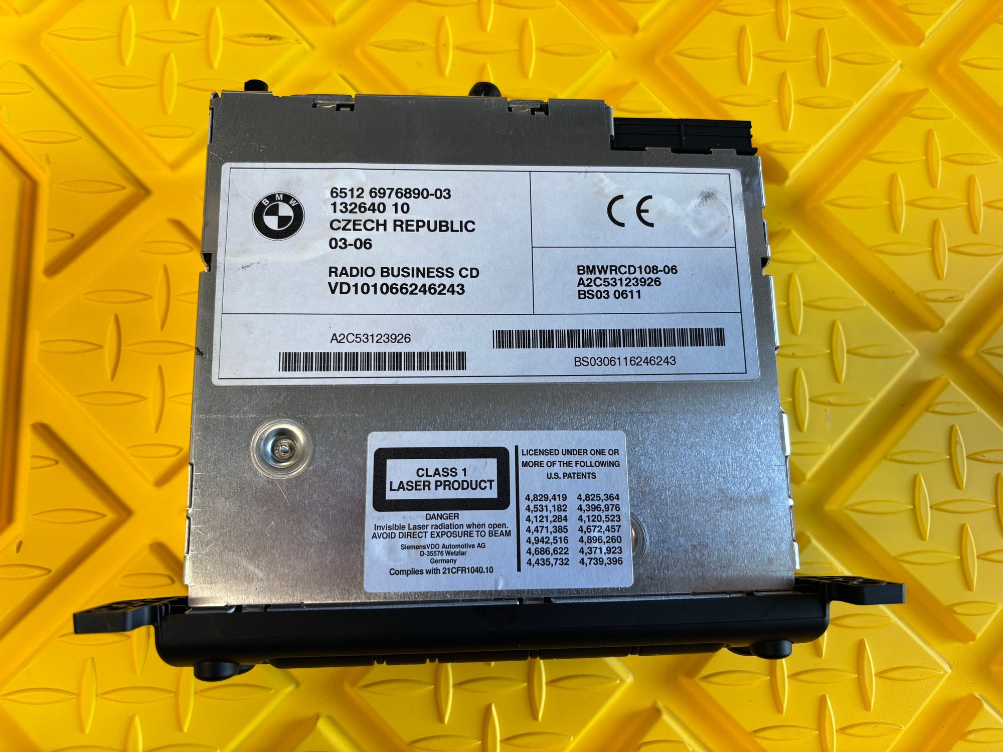 Miscellaneous - GENUINE MINI Center Dash Components - Used - 2002 to 2008 Mini Cooper - Cedar Park, TX 78641, United States