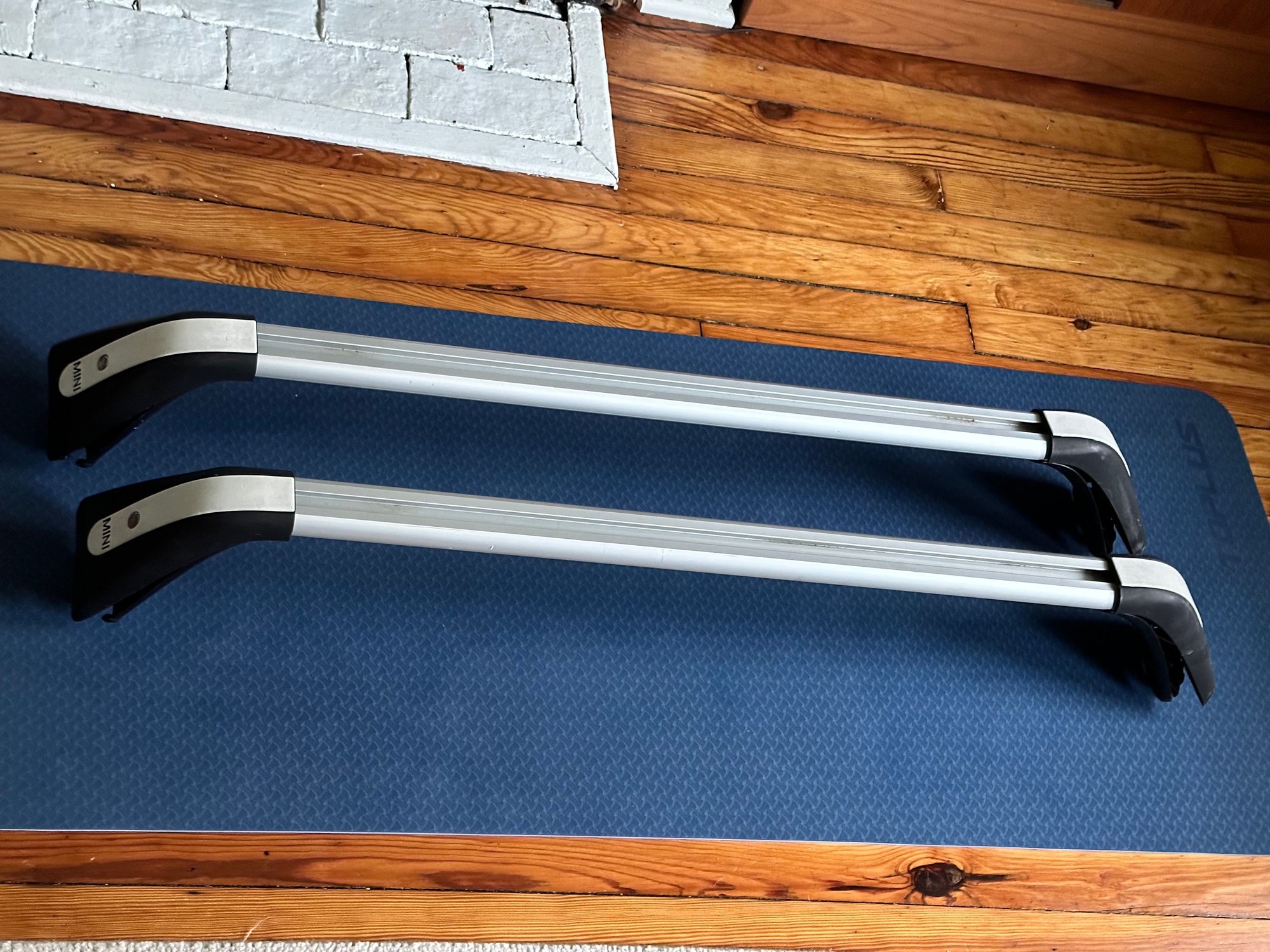 Accessories - FREE R56 roof rack with universal cargo brackets - lost key! - Used - 2007 to 2013 Any Make All Models - Baltimore, MD 21218, United States