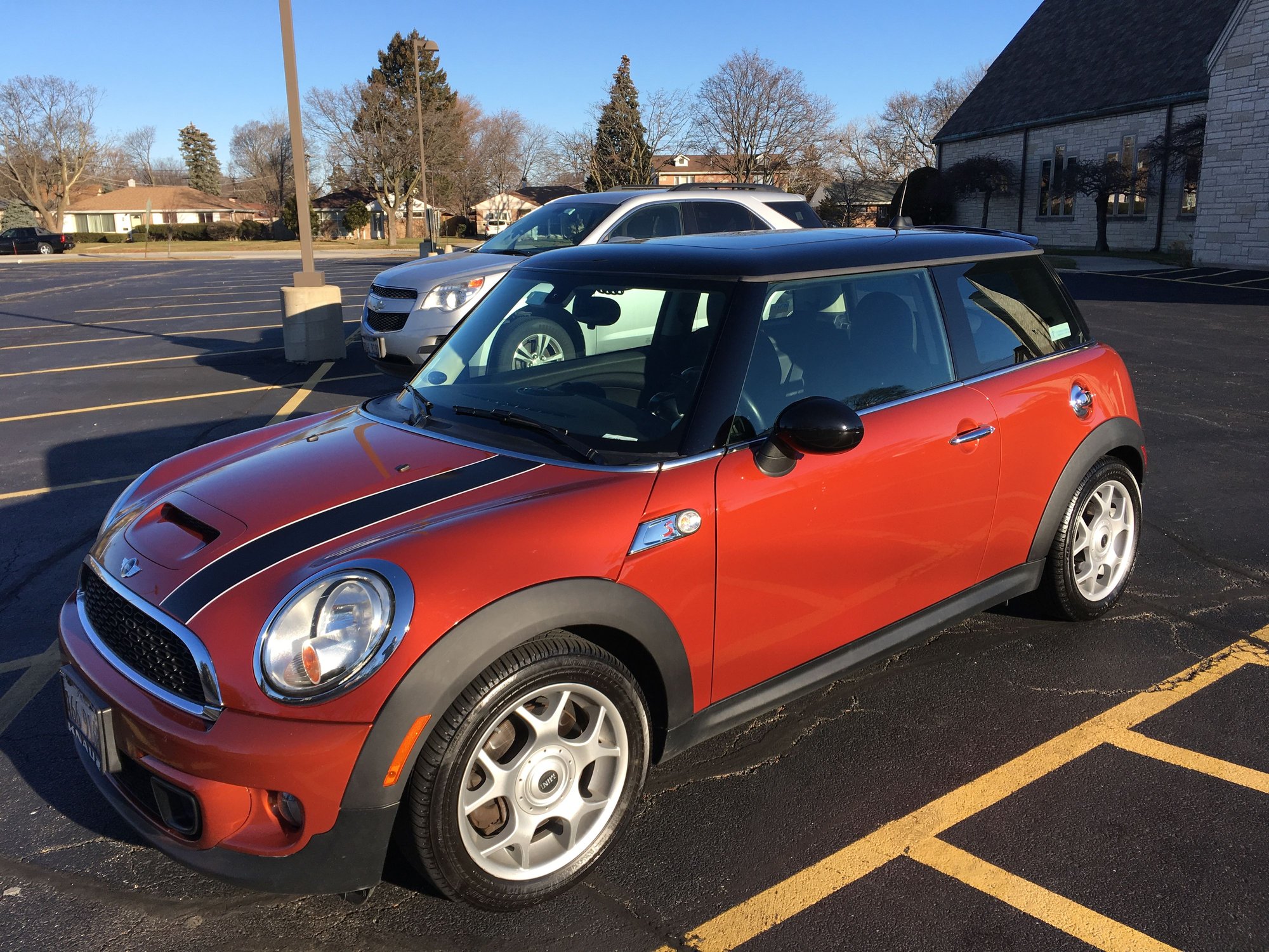 2013 Mini R56: "Mk II" Mini Hatch/Hardtop range - Beautiful manual ORANGE 2013 MCS - Used - VIN WMWSV3C55DT476121 - 125,000 Miles - 4 cyl - 2WD - Manual - Hatchback - Orange - Mundelein, IL 60060, United States
