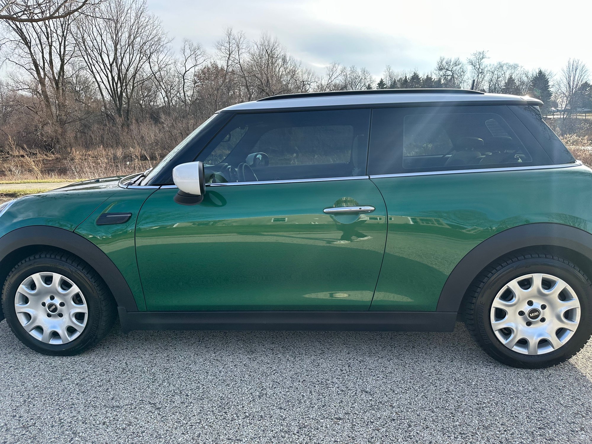 2024 Mini F56: Mini Hatch/Hardtop - 2024 Mini Cooper Hardtop 3-door 6spd - Green on Tan with Low Miles! - Used - VIN WMW33DH08R2U53099 - 12,900 Miles - 3 cyl - 2WD - Manual - Hatchback - Other - Madison, WI 53705, United States