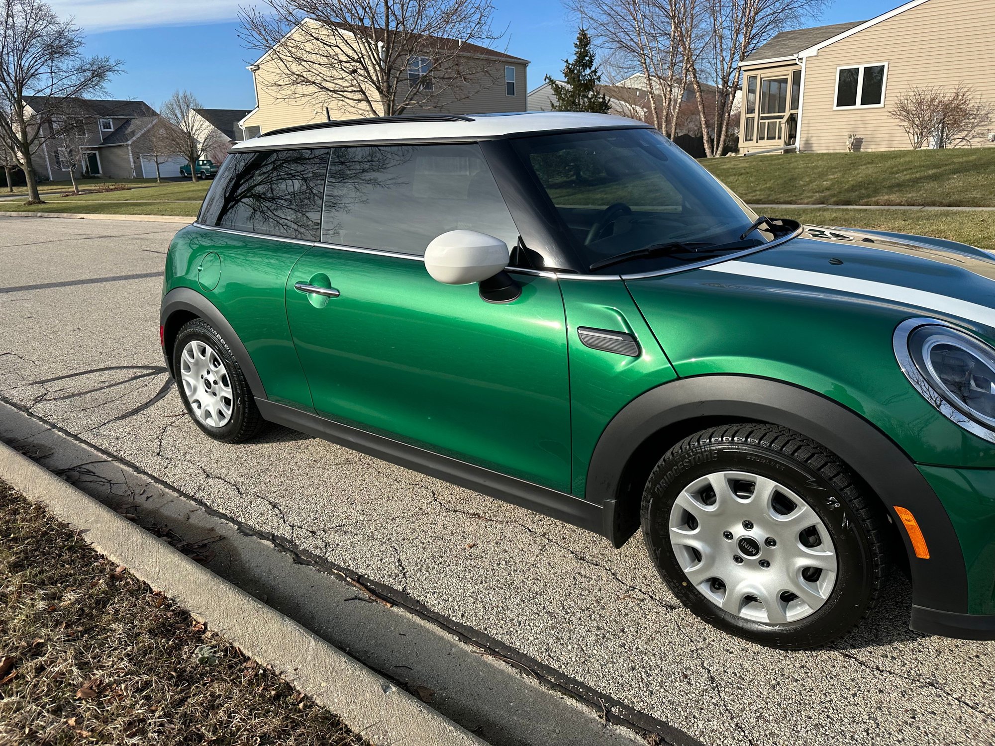 2024 Mini F56: Mini Hatch/Hardtop - 2024 Mini Cooper Hardtop 3-door 6spd - Green on Tan with Low Miles! - Used - VIN WMW33DH08R2U53099 - 12,900 Miles - 3 cyl - 2WD - Manual - Hatchback - Other - Madison, WI 53705, United States