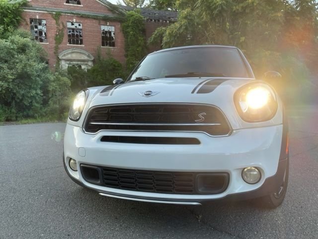 2015 Mini Cooper Countryman - 2015 Mini Cooper Countryman ALL4 S - Used - VIN WMWZC5C53FWM19529 - 115,120 Miles - 4 cyl - AWD - Manual - SUV - White - Monroe, CT 06468, United States